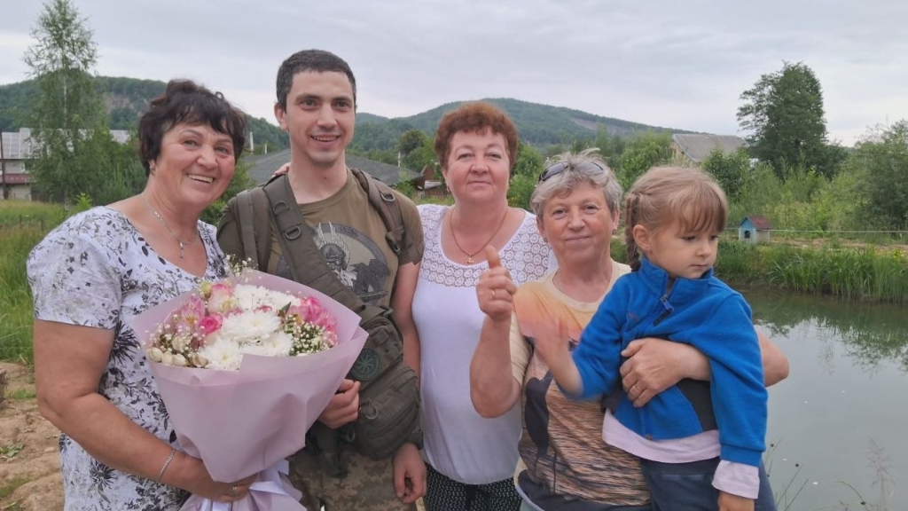 Микола Михайлюк у колі родини